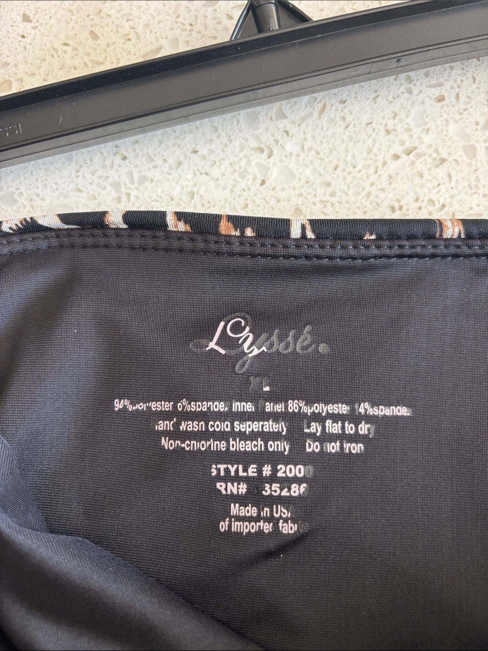 Lysse Black Leopard Print Leggings with Beige Accents - Picture 4 of 4